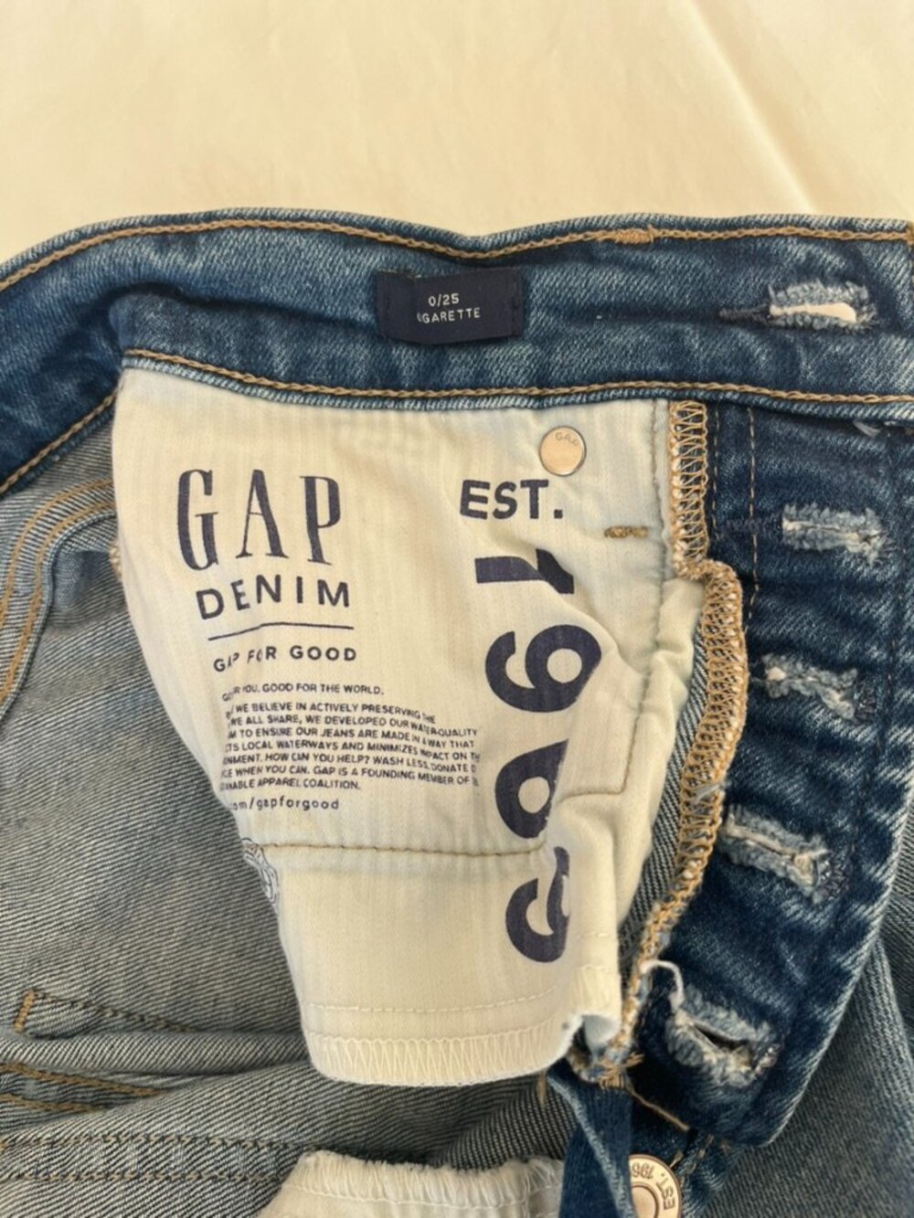 Gap Jeans size 0/25